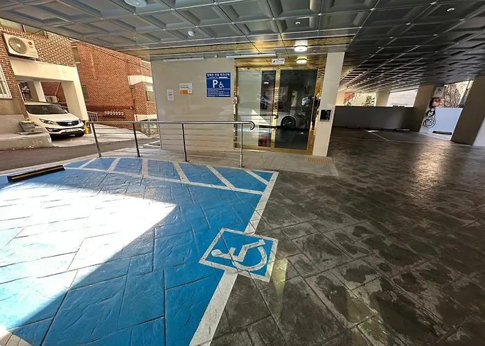 Newly Built Premium Near Hongdae And Mangwon Market With Elevator And Two Bathrooms 아파트