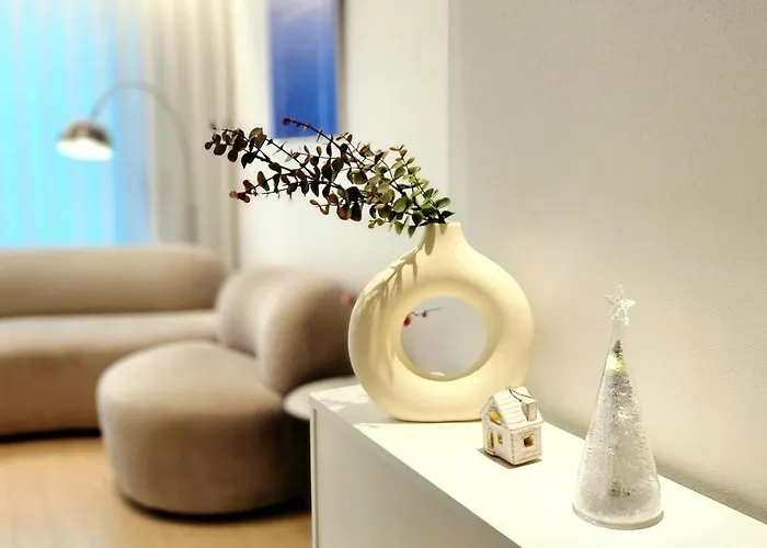 Newly Built Premium Near Hongdae And Mangwon Market With Elevator And Two Bathrooms * 서울특별시