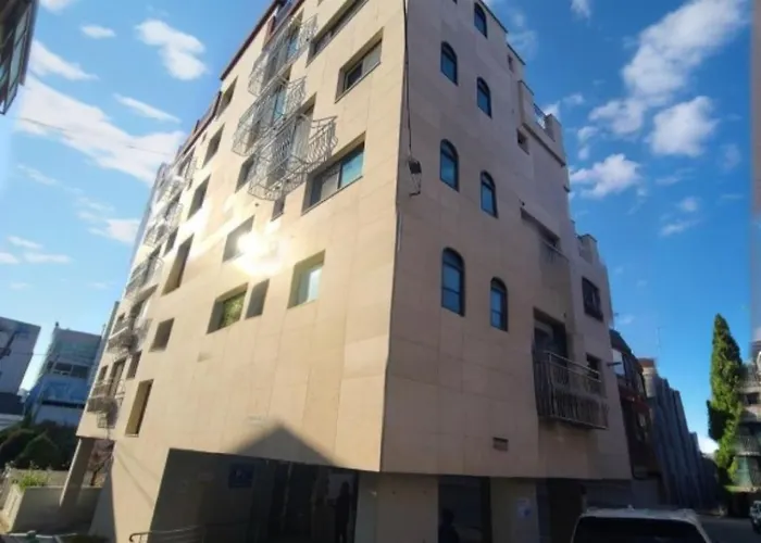 Newly Built Premium Near Hongdae And Mangwon Market With Elevator And Two Bathrooms * Seul