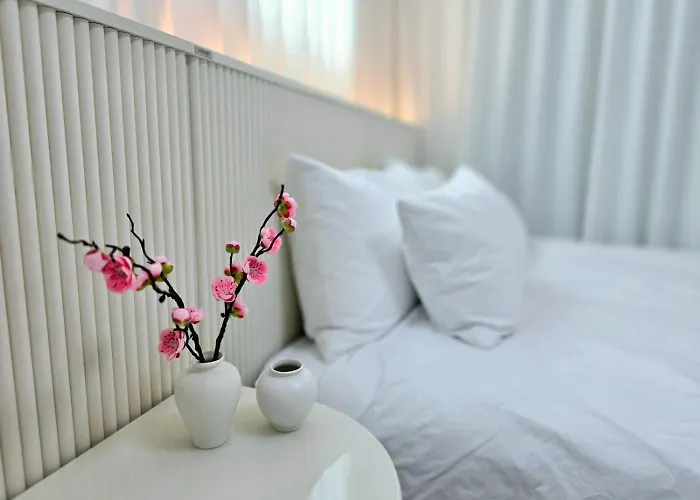 아파트 Newly Built Premium Near Hongdae And Mangwon Market With Elevator And Two Bathrooms
