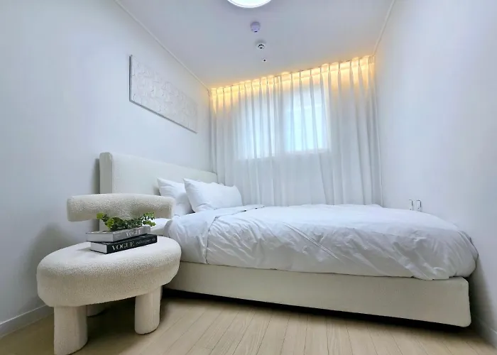 Newly Built Premium Near Hongdae And Mangwon Market With Elevator And Two Bathrooms 아파트 서울특별시