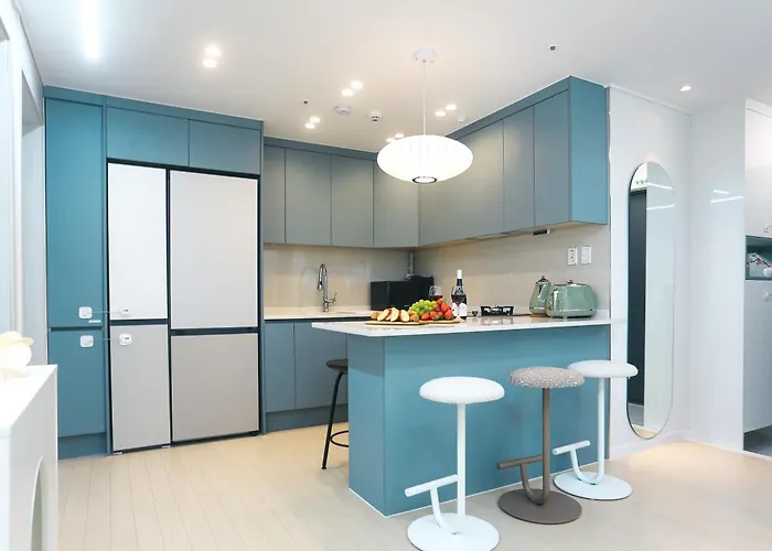 Newly Built Premium Near Hongdae And Mangwon Market With Elevator And Two Bathrooms * 서울특별시