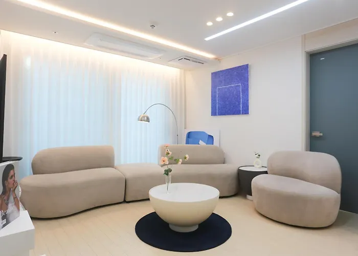 아파트 Newly Built Premium Near Hongdae And Mangwon Market With Elevator And Two Bathrooms 서울특별시