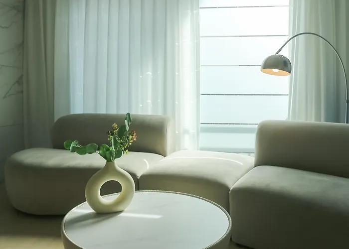 Newly Built Premium Near Hongdae And Mangwon Market With Elevator And Two Bathrooms 아파트