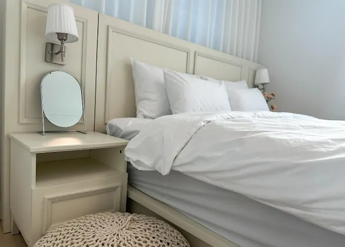 아파트 Newly Built Premium Near Hongdae And Mangwon Market With Elevator And Two Bathrooms *